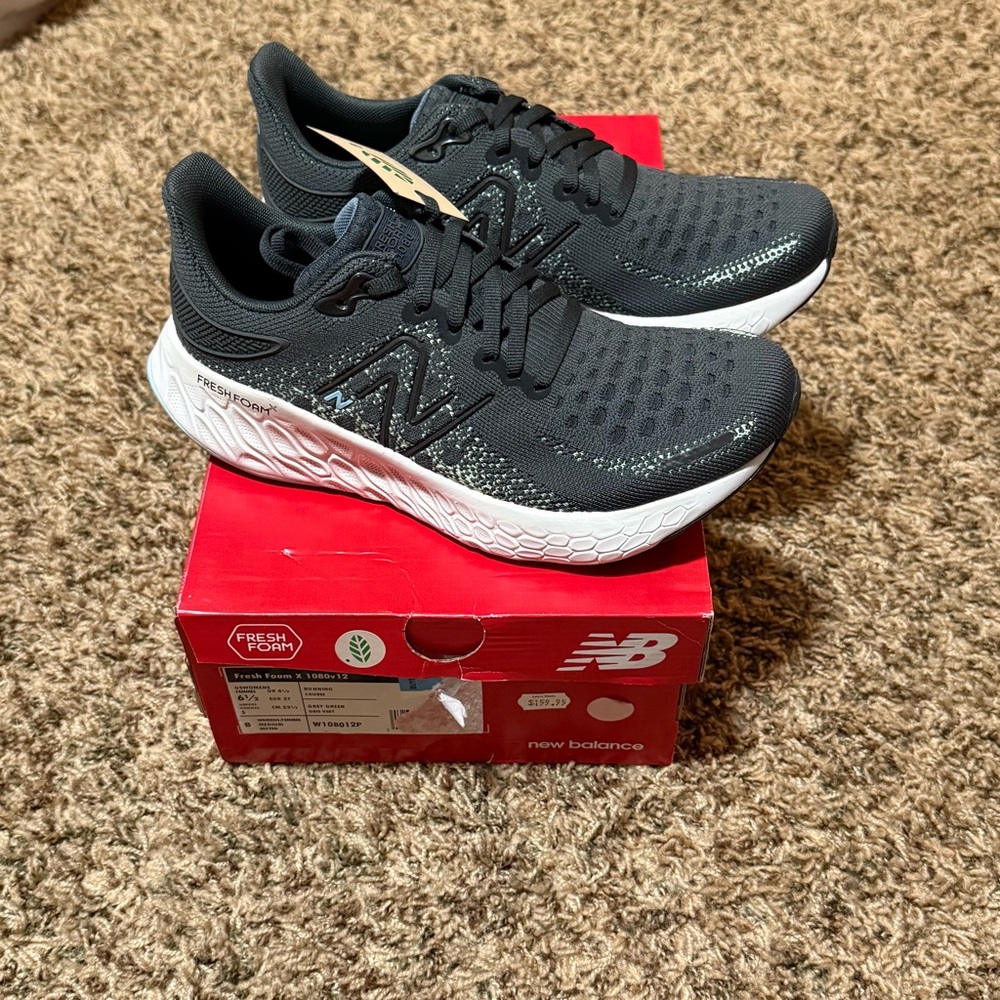 New Balance Women's Fresh Foam Running Shoes - Black - Picture 2 of 9